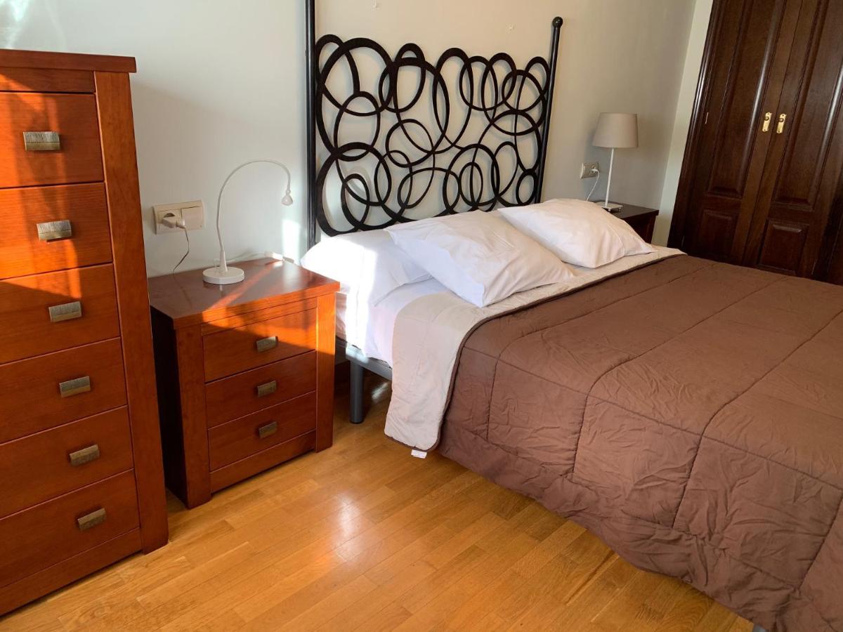 Apartamentos Confortarte Oviedo Ngoại thất bức ảnh