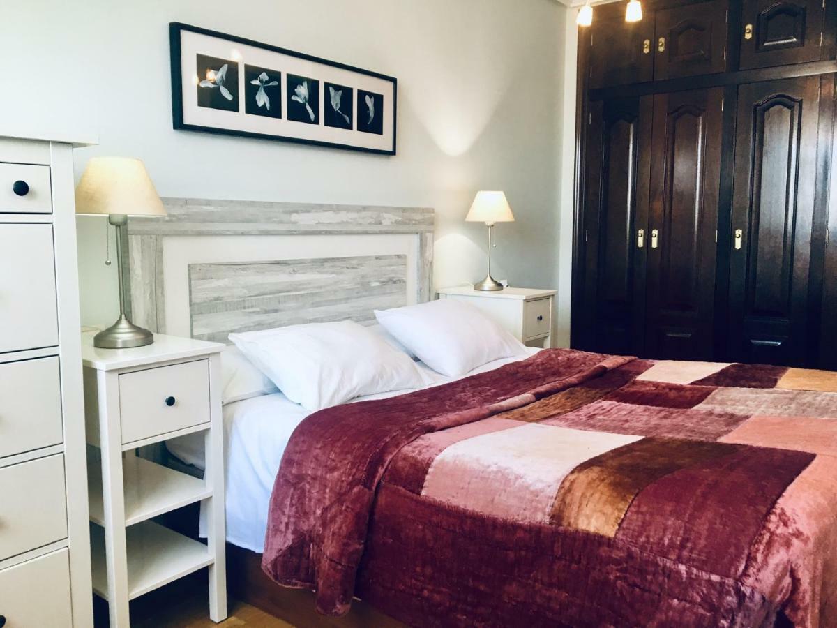 Apartamentos Confortarte Oviedo Ngoại thất bức ảnh